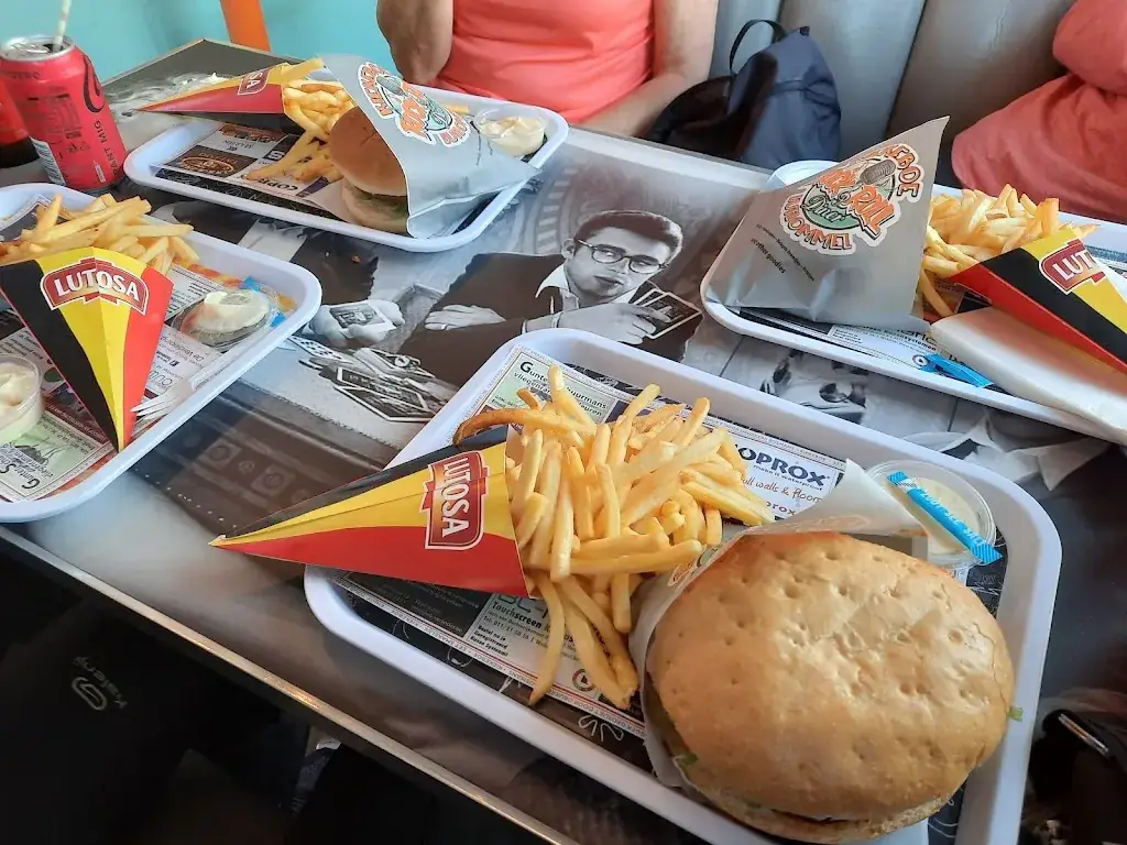 Menu_Kiekeboe rock ń roll diner_Lommel_imagen_3