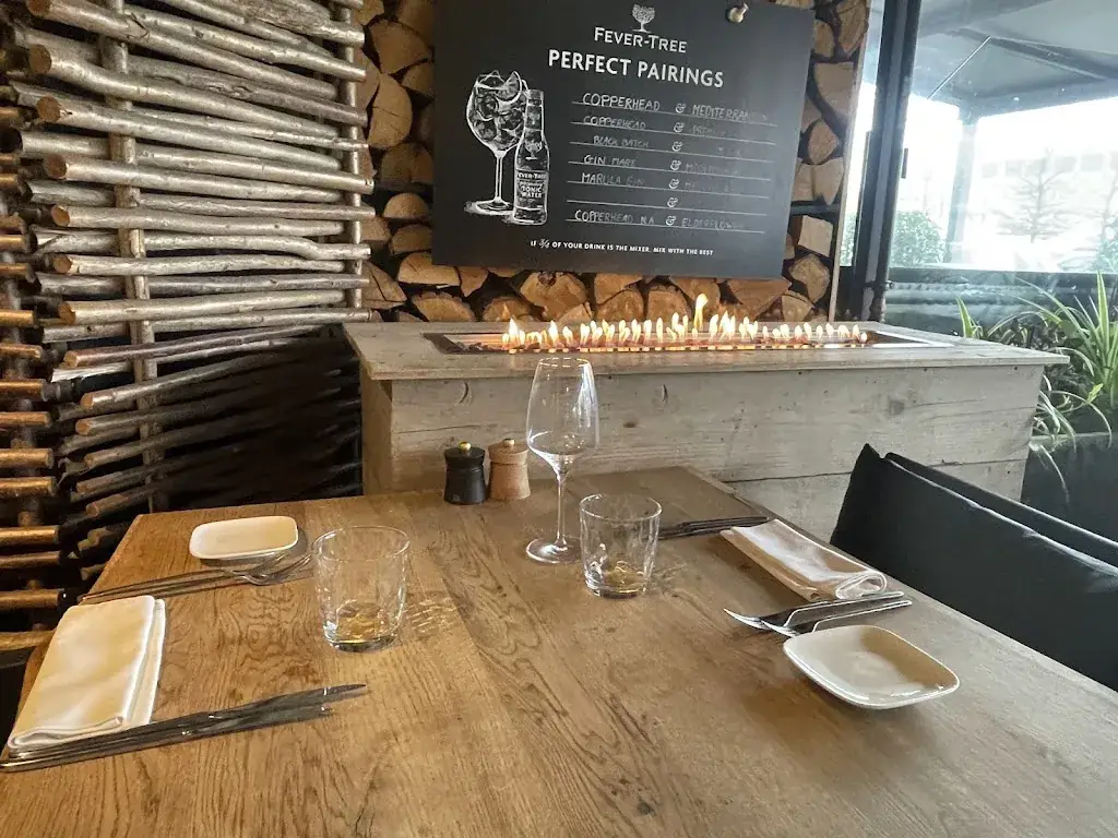 Juska_Den Boomgaard_Meise_review