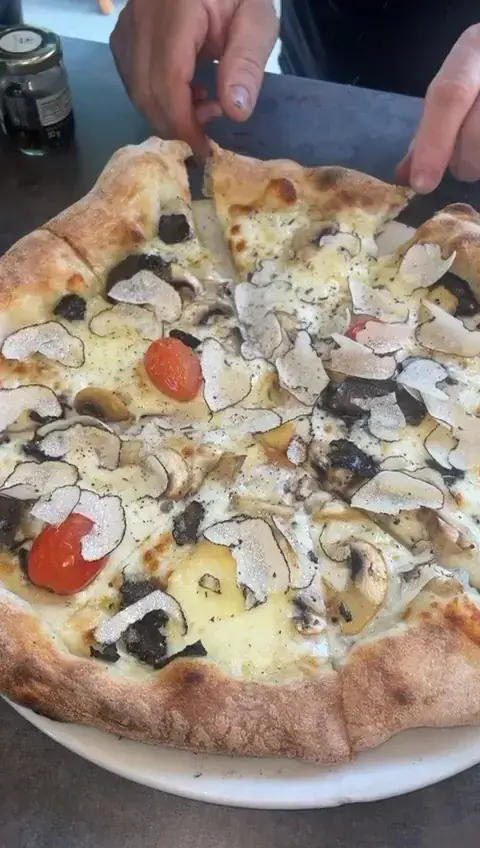 IL NAPOLETANO MEISE_Meise_slider_image_2