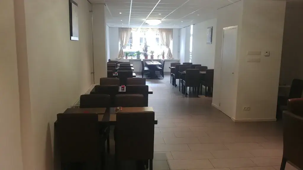 Crt Mori_Hu Bin_Meerhout_reseña