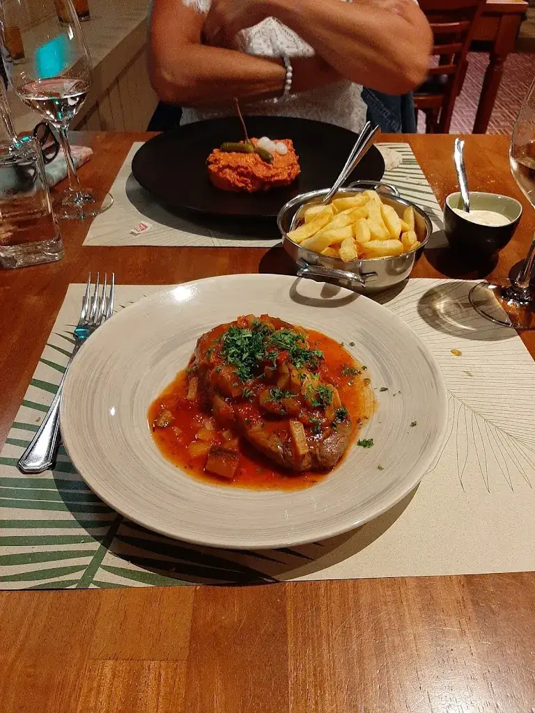 Guynemer - Menen_Menen_slider_image_3