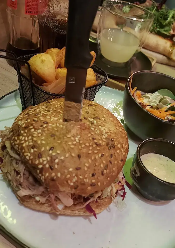 Wara Chan_Bona Foodbar_Merchtem_avis