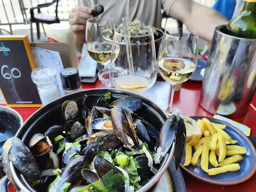 Sam Du Bois_Kafana_Merchtem_review