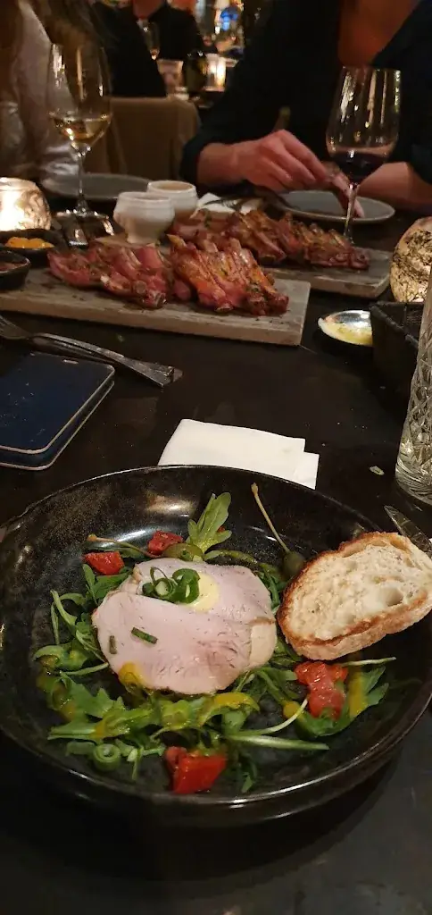 Habib Shama_Vecino_Middelkerke_review