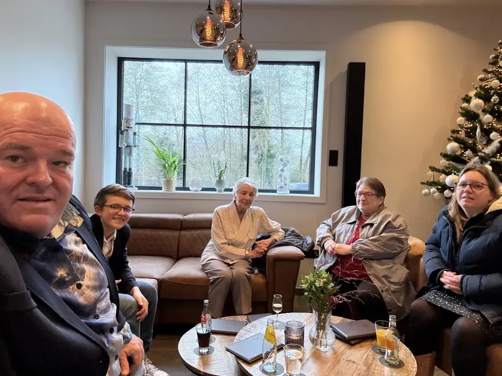 Pascal_Palingshof Mieken Smet_Lokeren_review