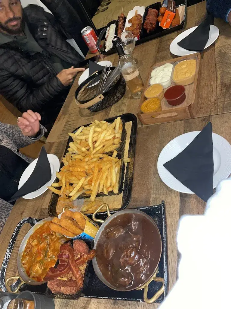 Darryl De Clercq_Frituur De Smulaapjes_Lokeren_review