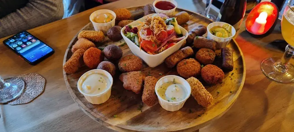 Andreas B_Nuba_Arendonk_reseña