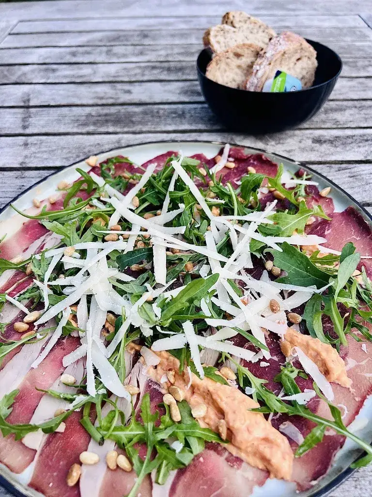 Lotte Iemants_Nuba_Arendonk_reseña