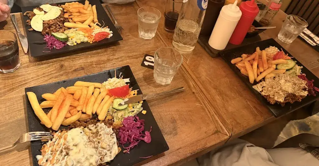 Rémi Hernandez_Al Basha_Mortsel_review