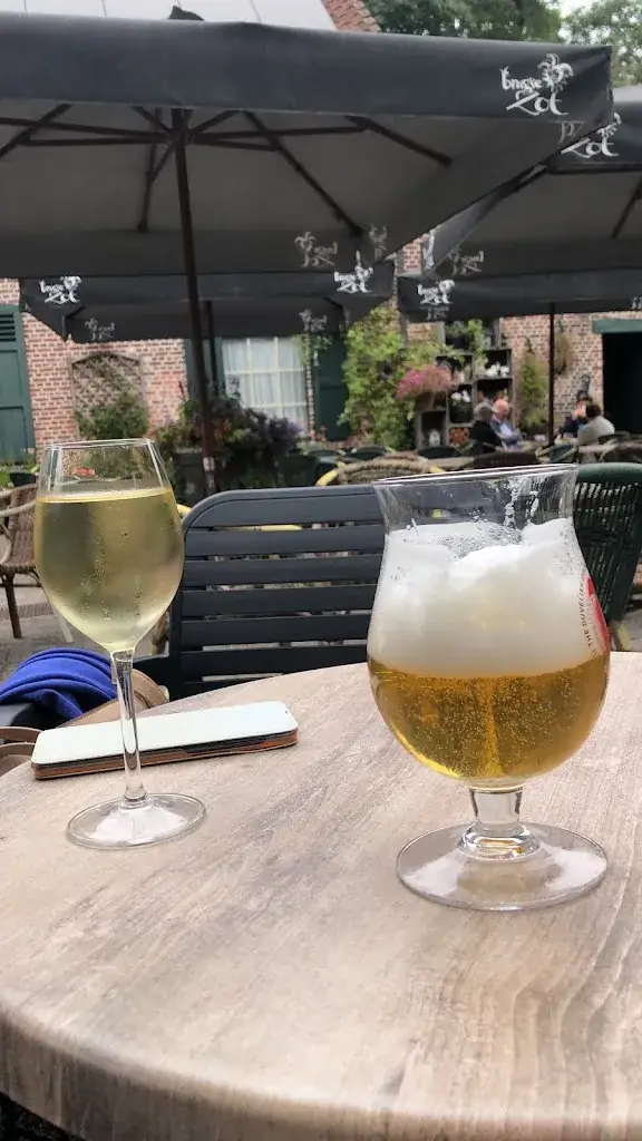 Koen De Beuker_Café Breebos_Merksplas_review