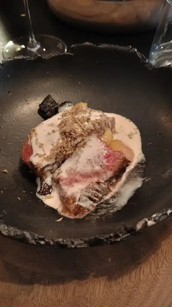 Willem Stam_La Baita_Pelt_review