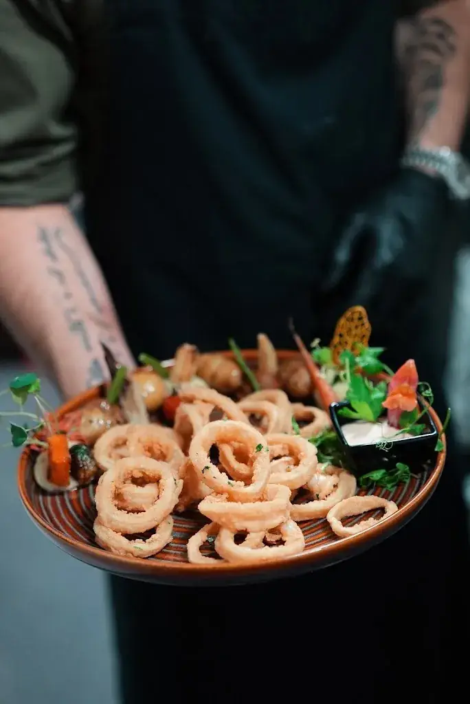 Con Amore Restaurant_Pelt_slider_image_2