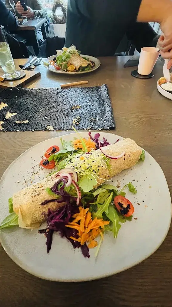 anindita sastavianti_De Maderij_Pelt_avis