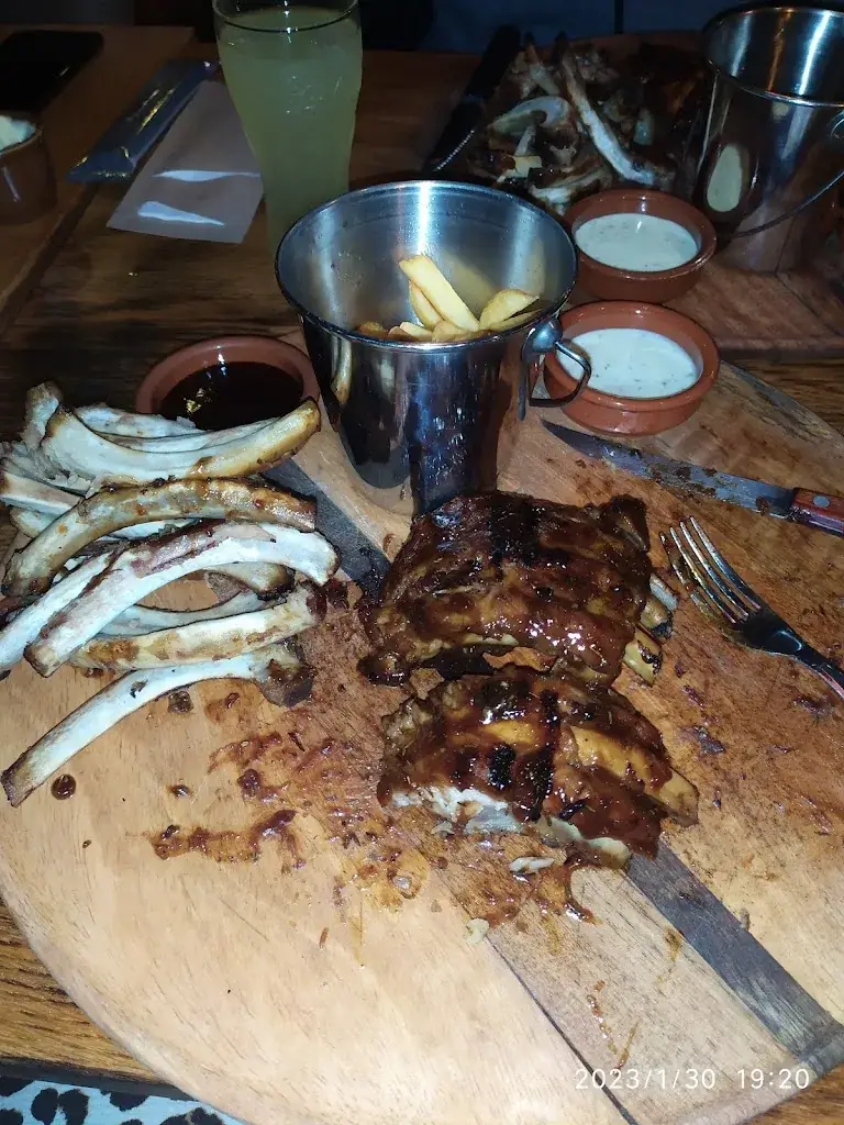 carine newman_Mr Ribs NeerPelt_Pelt_review