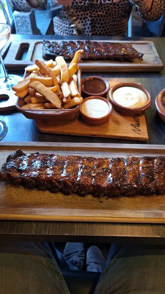 Jerick Essers (Jerick)_Mr Ribs NeerPelt_Pelt_review