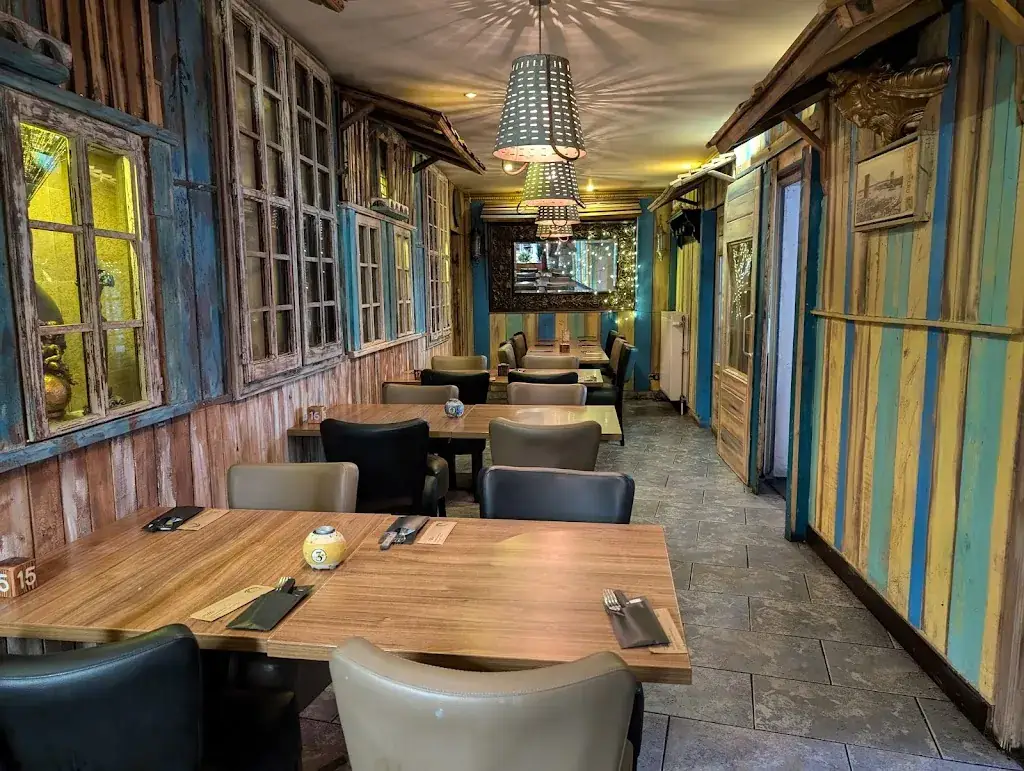 Mr Ribs NeerPelt_Pelt_slider_image_1