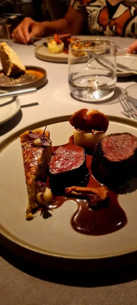 Menu_Petite Source_Pelt_image_3