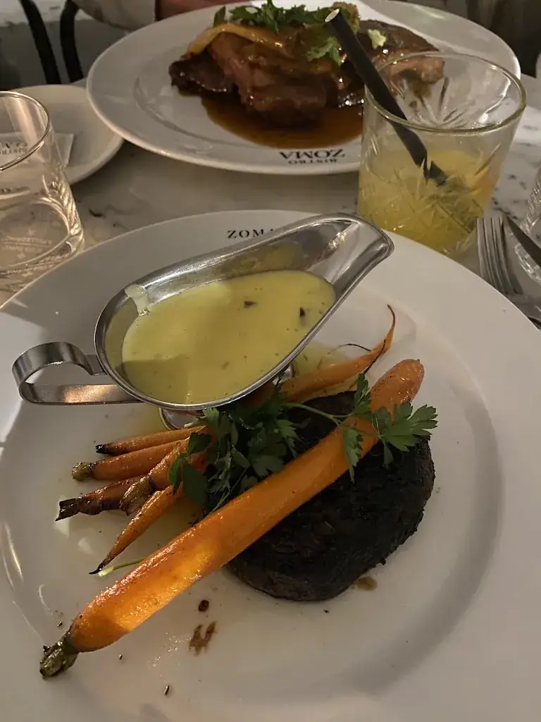 caro_db_BISTRO ZOMA_Nijlen_avis