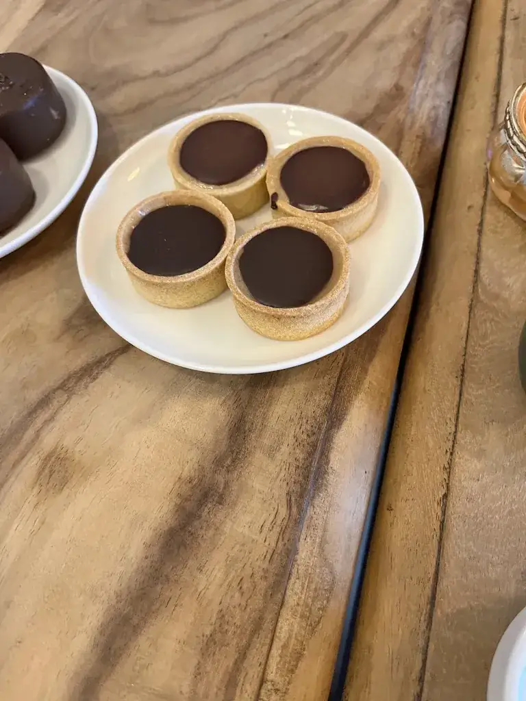 Alyssa Cromer_Resto Dennis_Olen_review