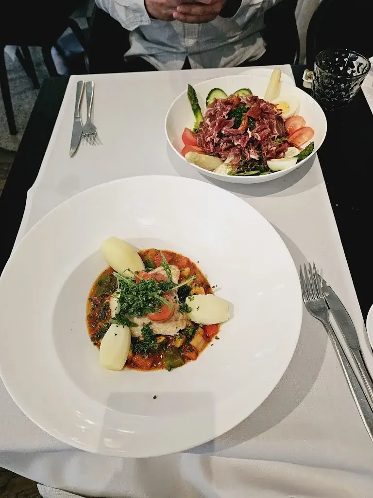 Hyunjong Lee_De Korenaar bvba_Olen_review