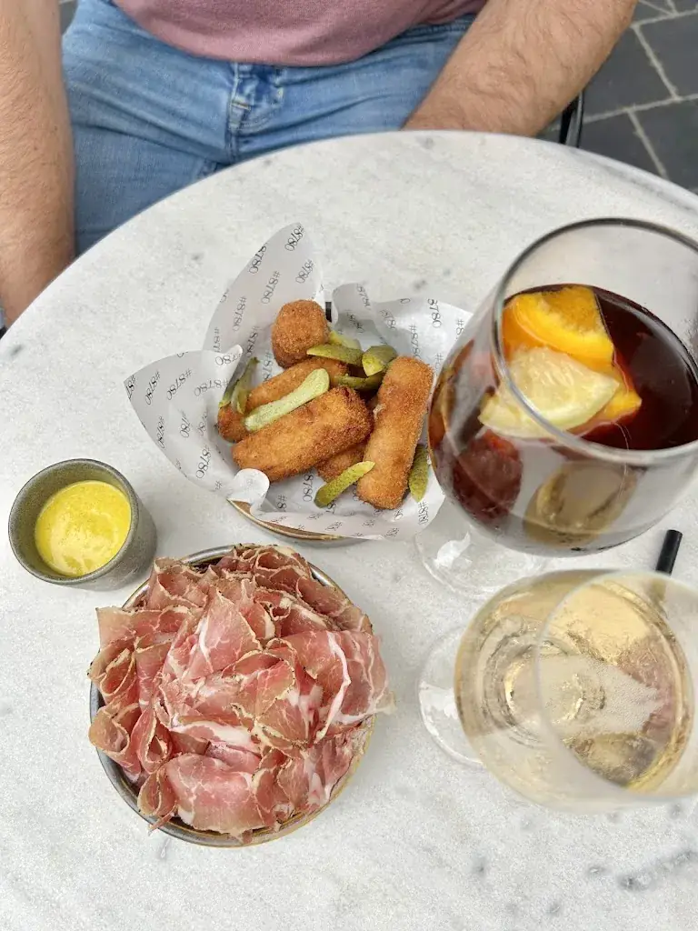 Gaëlle Pappijn_Café Centraal_Oostrozebeke_review