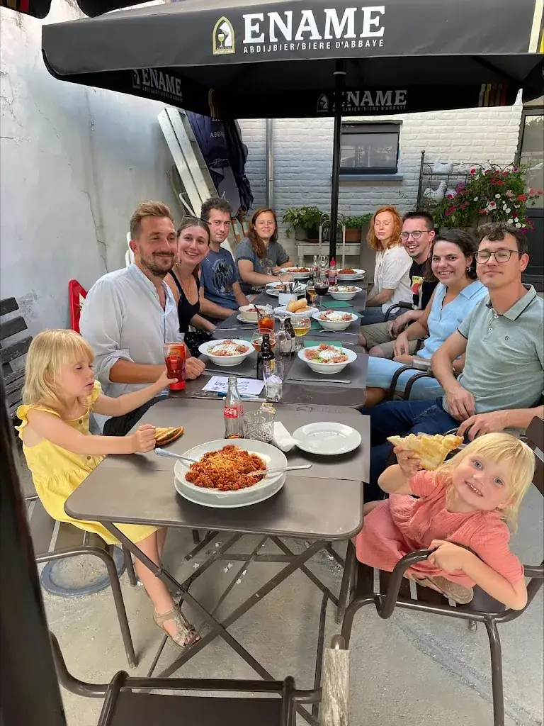 Ines Maroye_Eetcafé Columbus_Oosterzele_reseña