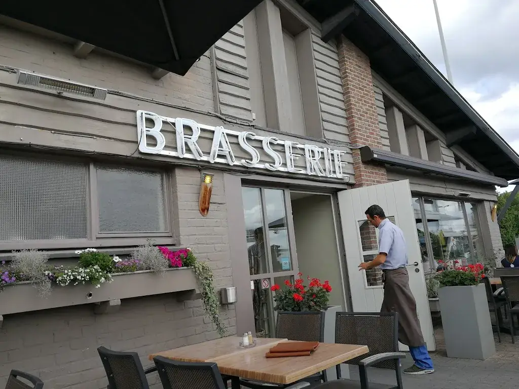 Lina Giedre_In Den Doorn_Ninove_review