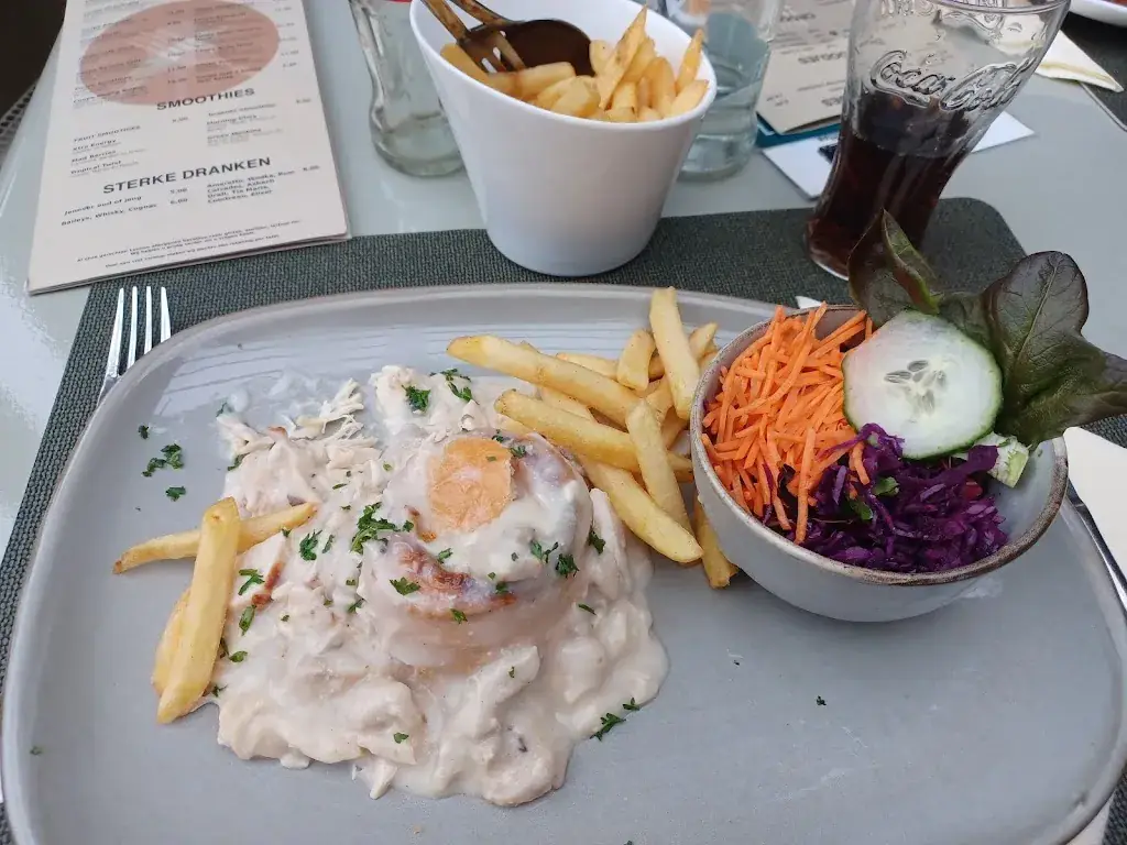 De Comme_Malle_slider_image_2