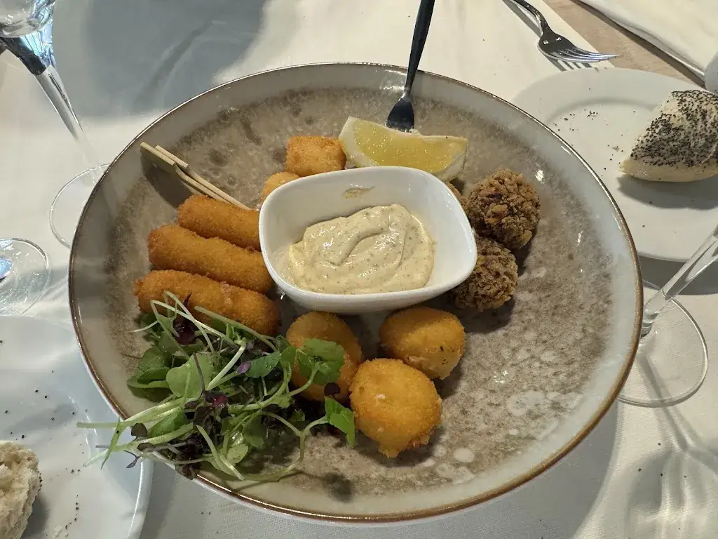 Sam VanHeukelom_Wit Toreke_Aarschot_review