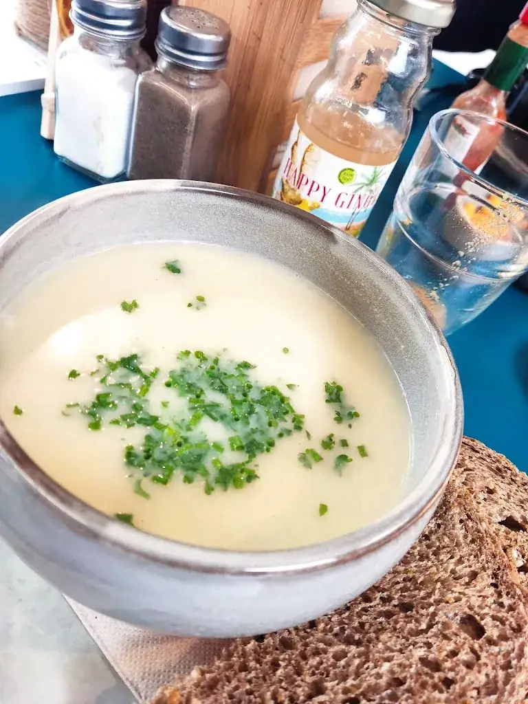 Marthe_Kadet_Oostkamp_review