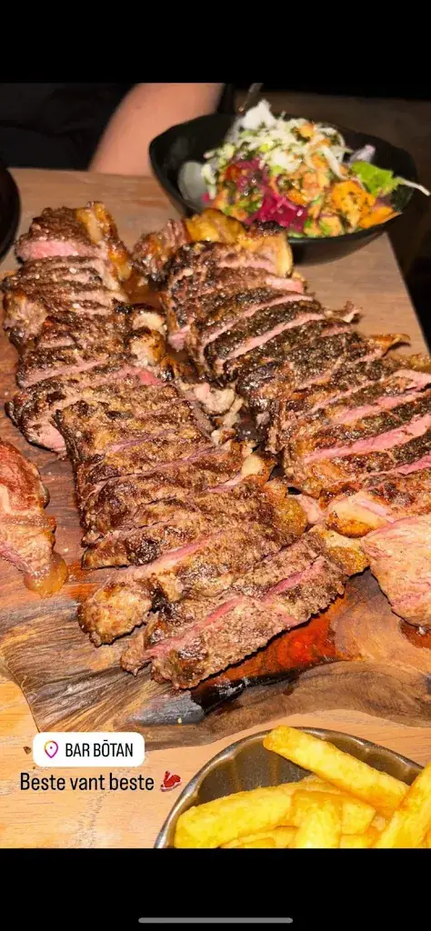 Kimberly Sigmans_Bar Botan_Oostkamp_review