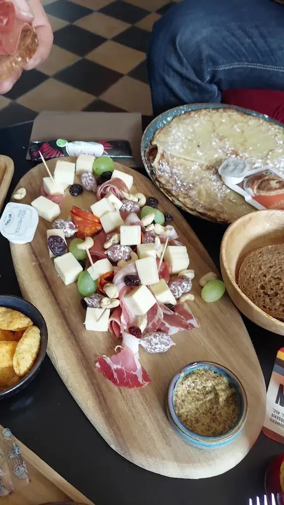 The Monkey Bar_Oudenaarde_slider_image_2