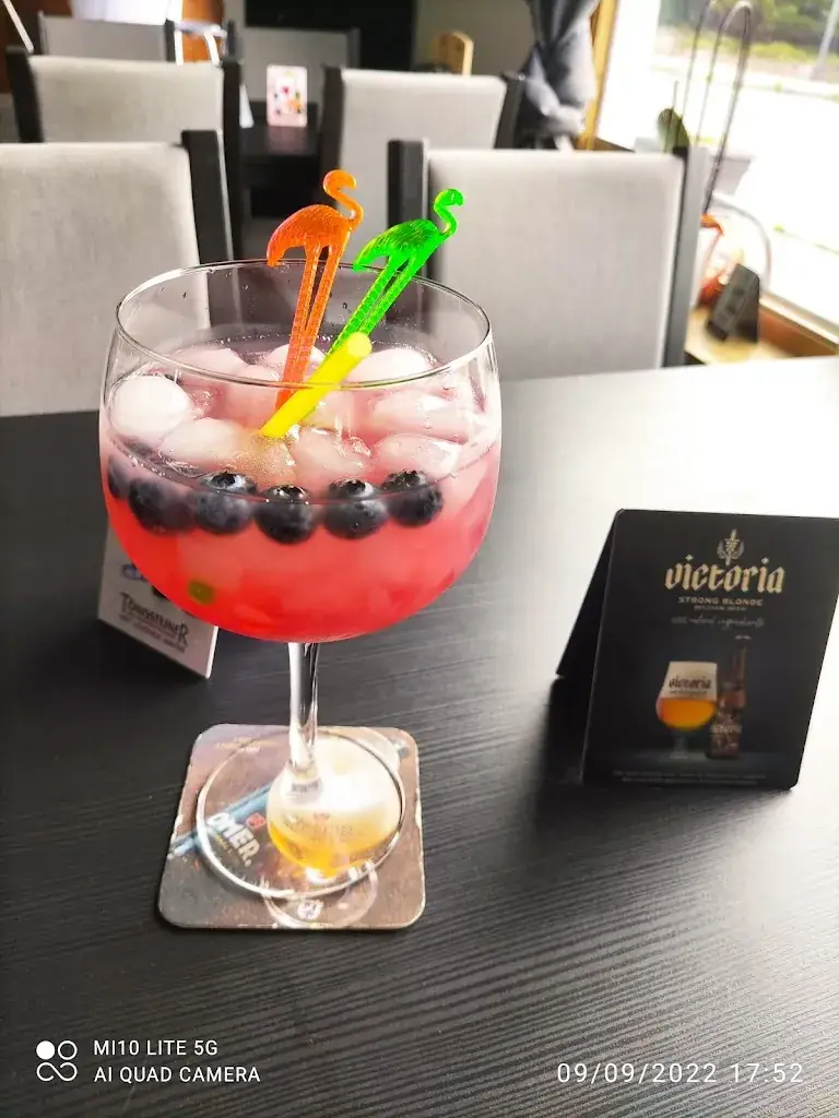 Menu_Cafe-Bistro La Tyna_Oudenburg_image_6