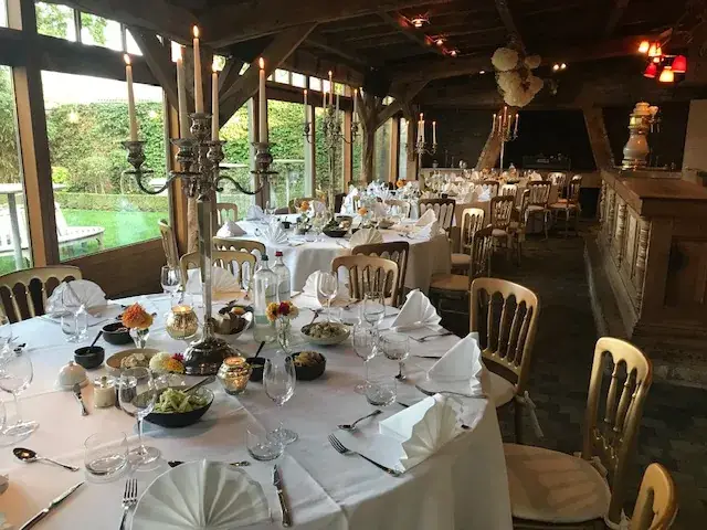 Salons Provoost feestzaal & restaurant by Bart & Charlotte_Oudenburg_slider_image_1