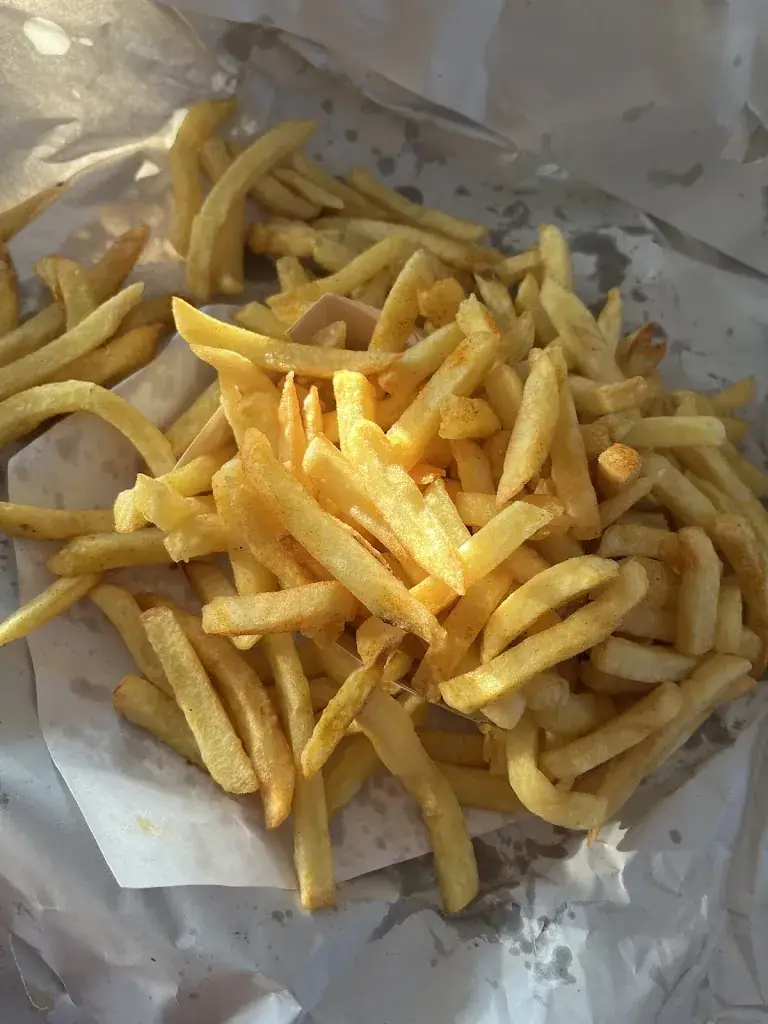 Frituur@patat_Begijnendijk_slider_image_3