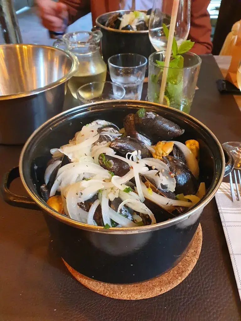 Chantal Van Hole_Wilgenhoeve_Heist-op-den-Berg_review