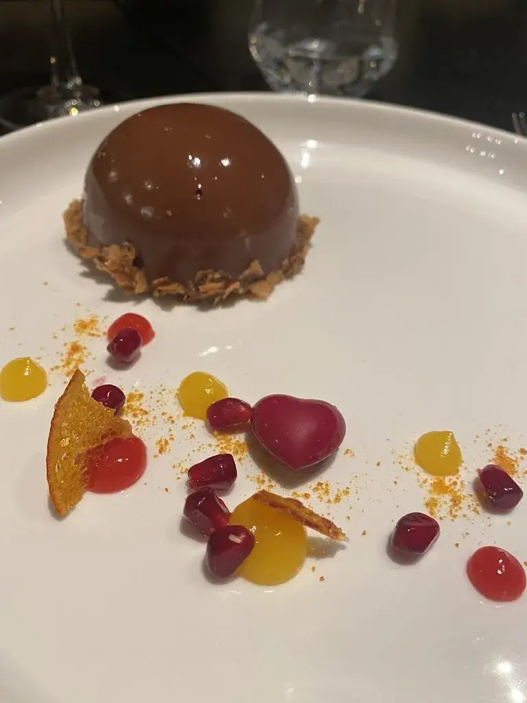 Stefan Bussels_Hotel Mardaga_As_review