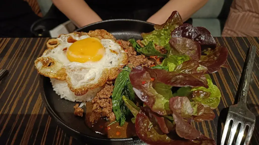 Angel wolf_Kiss the Chef_Oostende_review