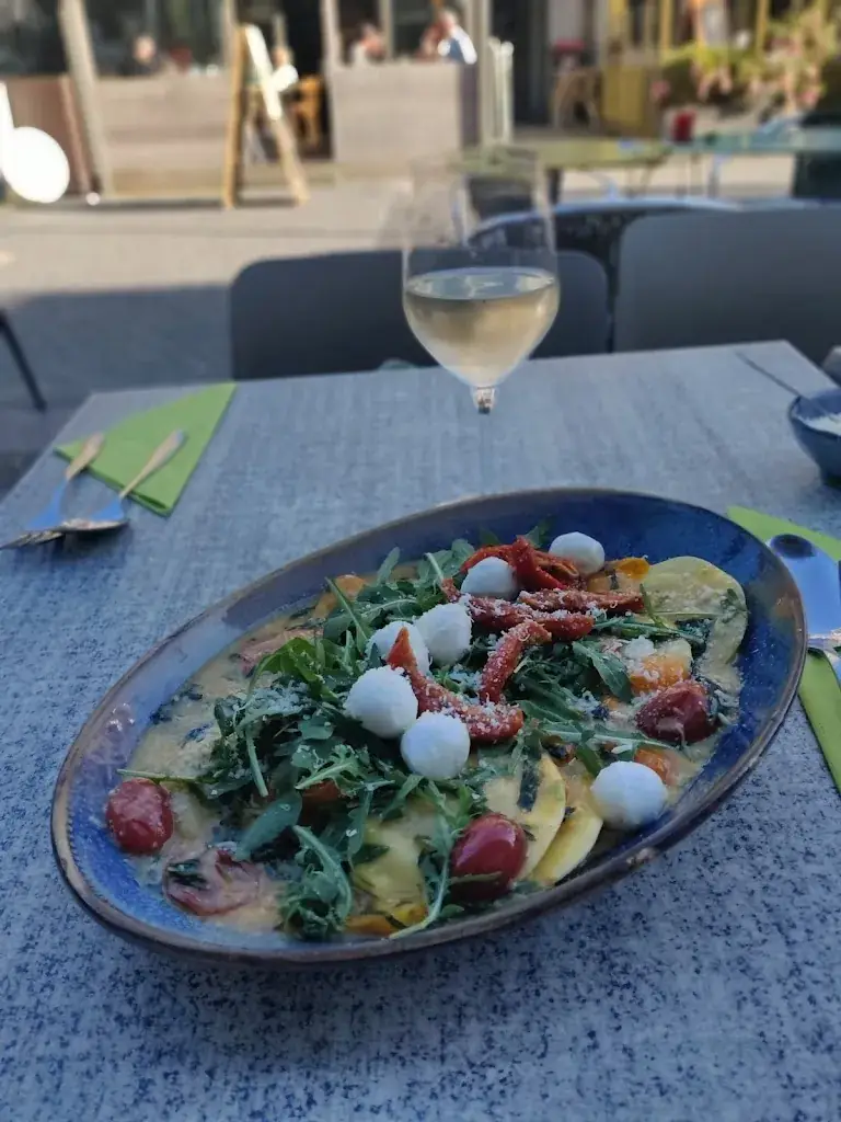Argyro Moraiti_Bistro Bajatzu 🇮🇹_Oostende_review