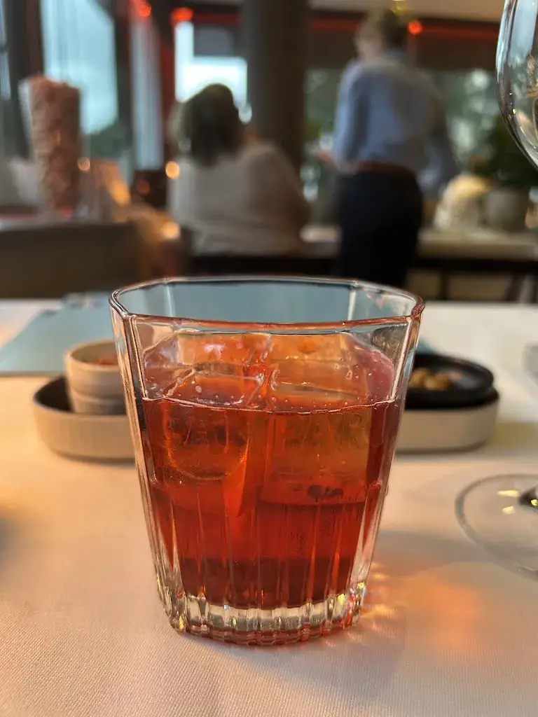 Hans Lind_Bistro Mathilda_Oostende_avis