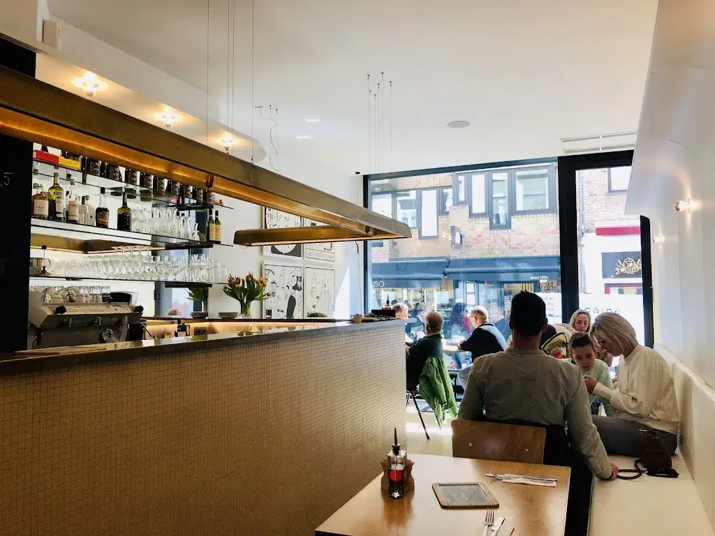 Bobby_Passe-Vite_Oostende_avis