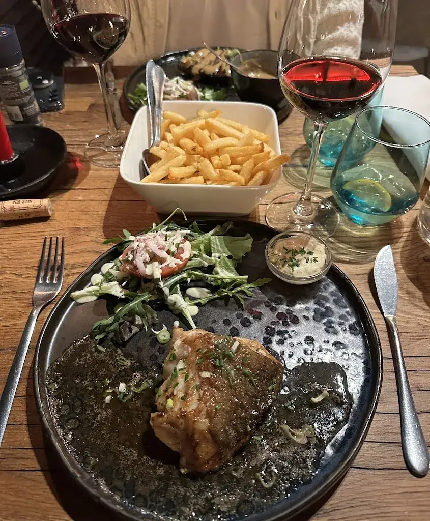 Aquamarine _Oostende_slider_image_3