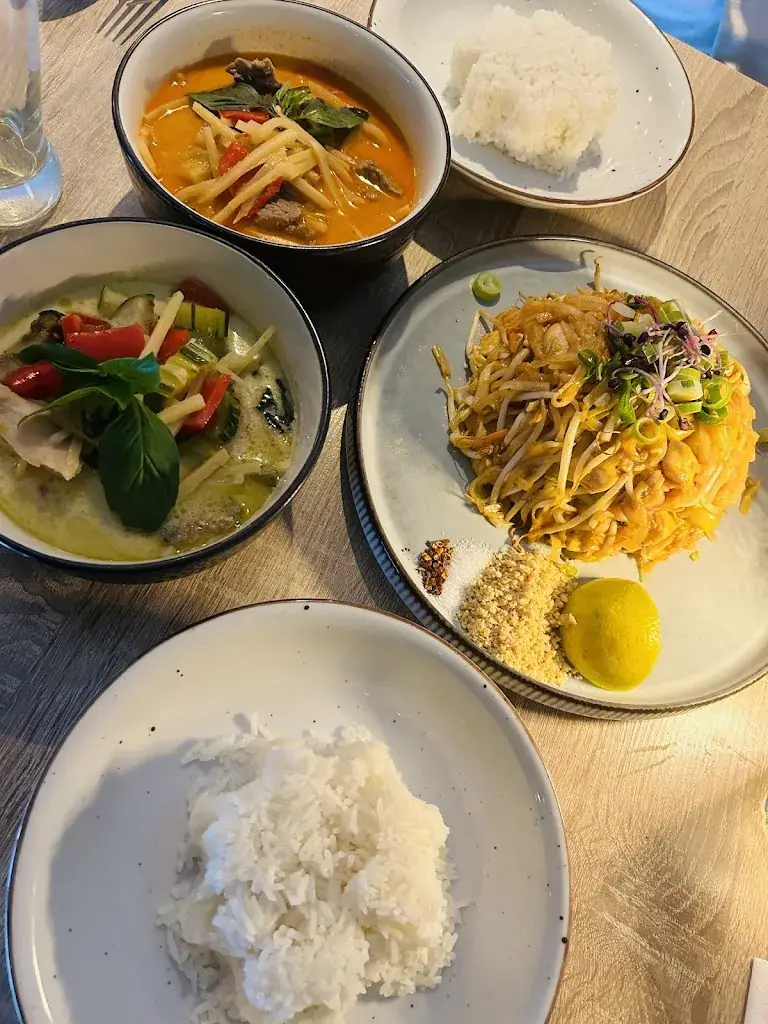 Cintia Lieveld_Phuang Malai Thai_Oostende_review