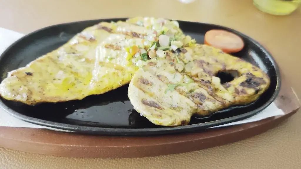 El buen pastor steakhouse_Peer_slider_image_2