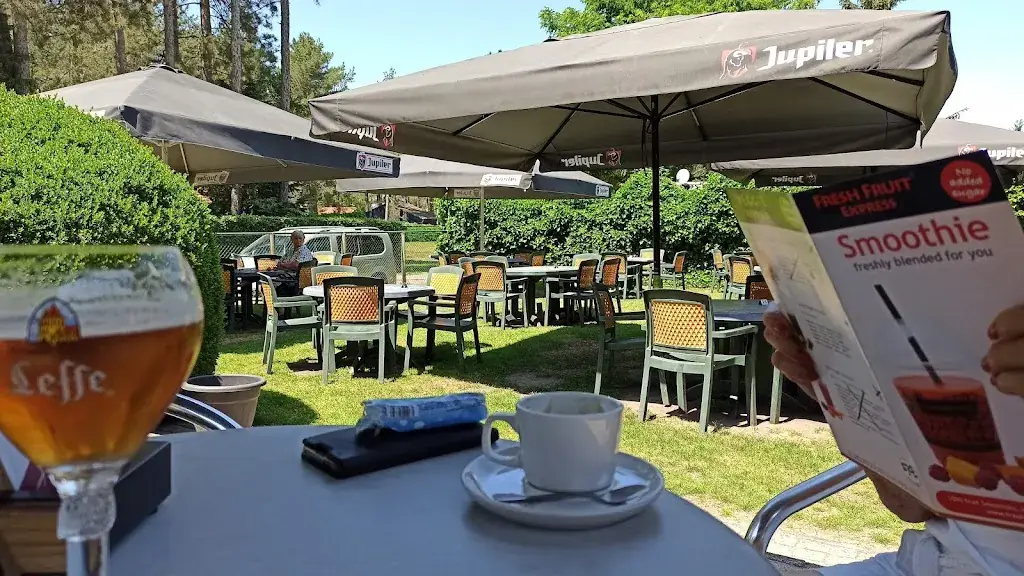 Restaurant 'T Jachthuis restaurant in Ravels