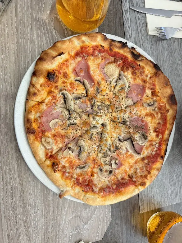 Casa Mia_Retie_slider_image_2