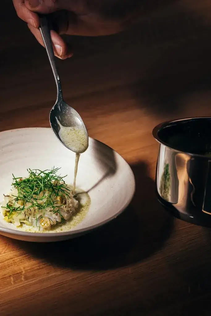 Neon Restaurant_Lier_slider_image_2