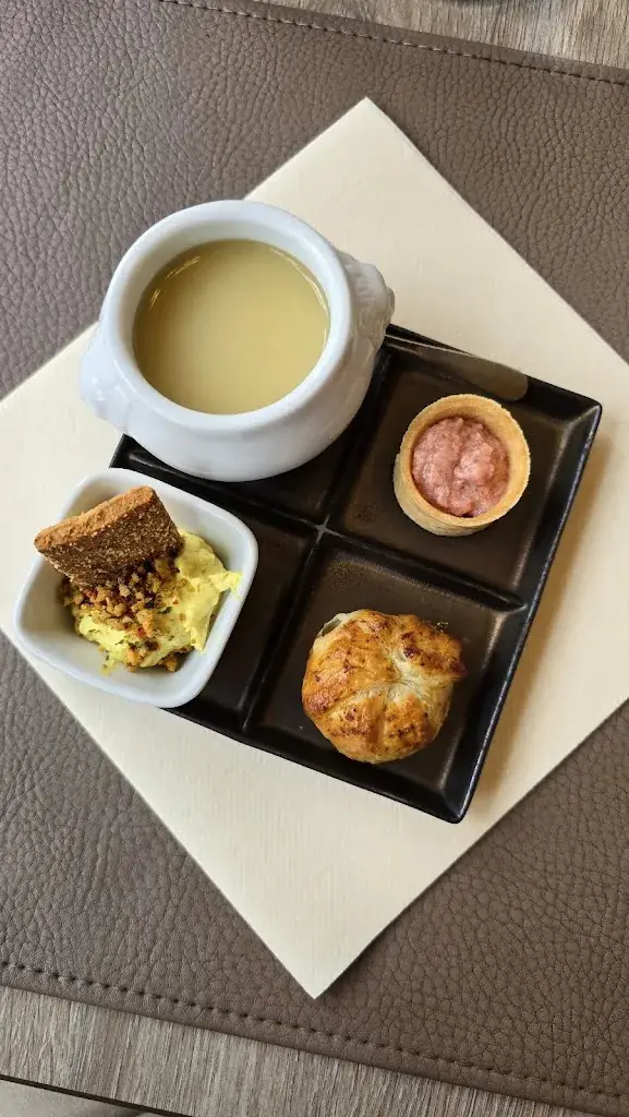 Tybo Vanderstraeten_De Nieuwe Lekkerbek_Wingene_review