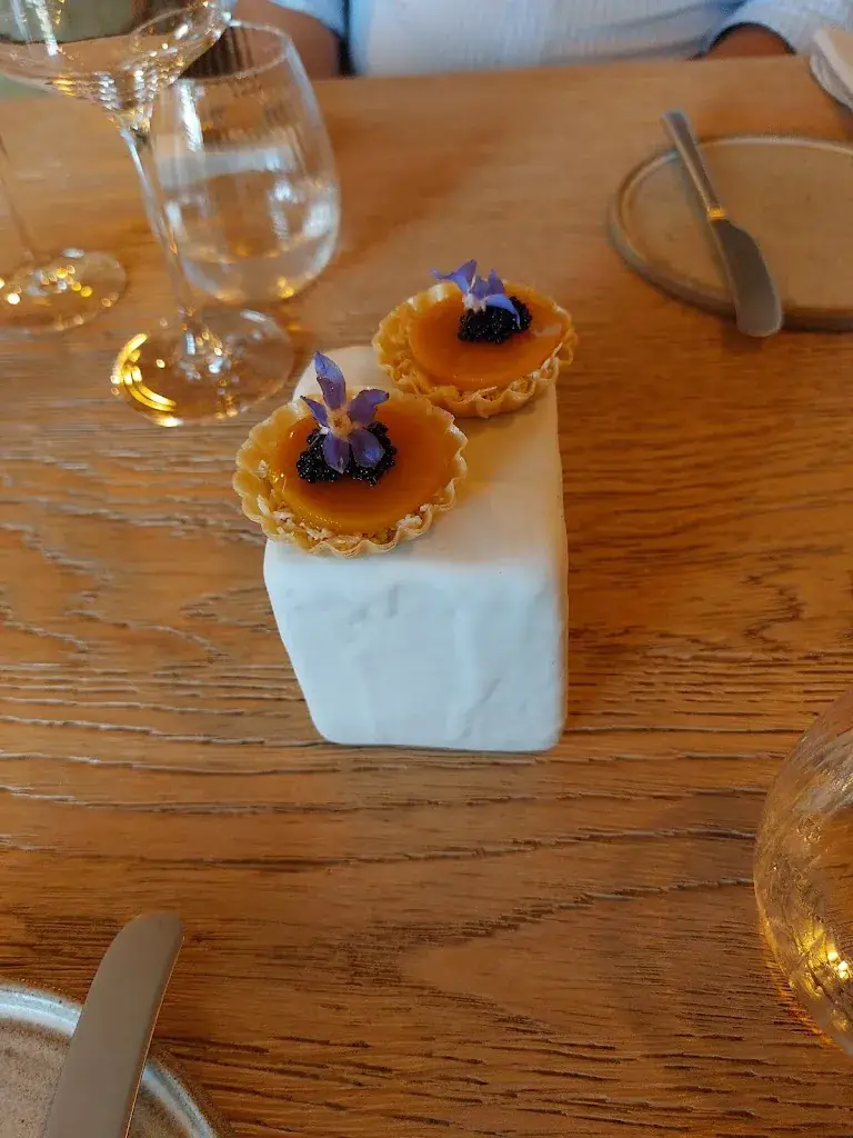 Stefan Ospitalieri (Vinospi)_Klost’r_Riemst_review