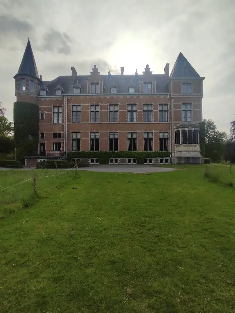 Luc Adriaenssen_Remise Vrieselhof_Ranst_reseña